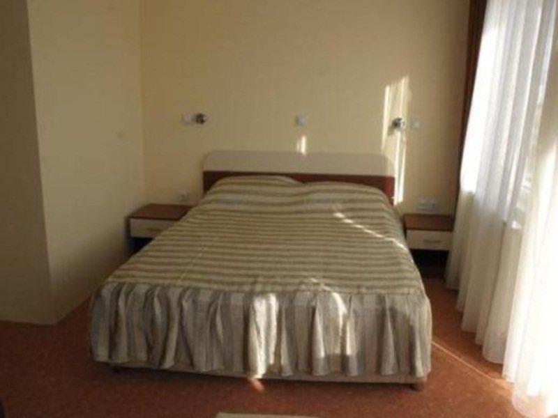 Hotel Istatov Nov Dojran Eksteriør billede