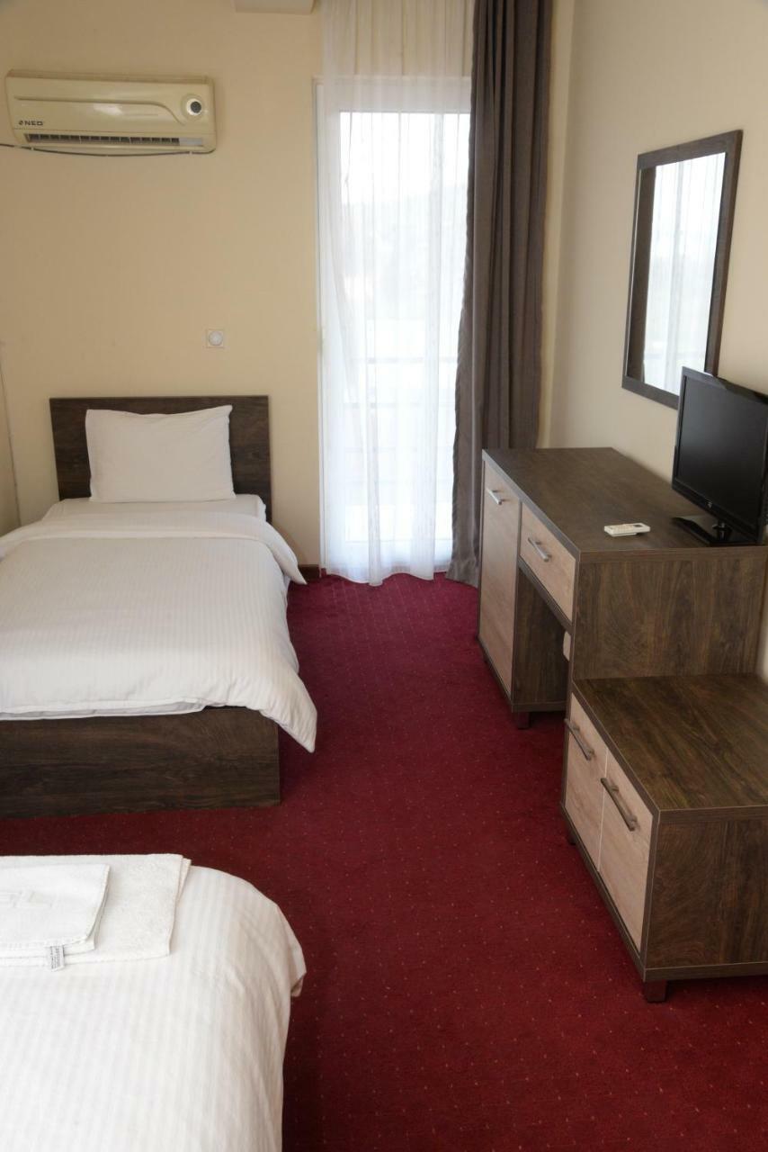 Hotel Istatov Nov Dojran Eksteriør billede